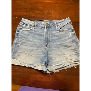 Sonoma Distressed Denim Jean Shorts Distressed Cuffed Size 12 - Picture 1 of 4