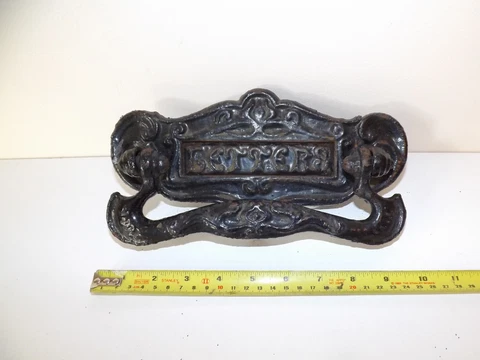 LARGE ART NOUVEAU CAST IRON LETTERBOX/KNOCKER Cover