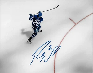 Autographed Toronto Maple Leafs Riley Nash 8x10 Photo Original - Picture 1 of 2
