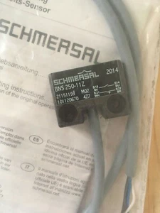 1pcs New SCHMERSAL Sensor BNS 250-11ZG, new but in open bag. - Picture 1 of 5