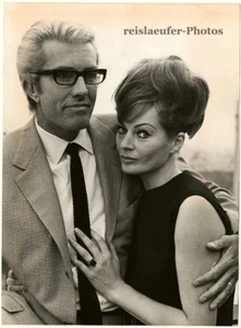 Anita Ekberg con su esposo Rik van Nutter, foto original de 1967 - Imagen 1 de 1