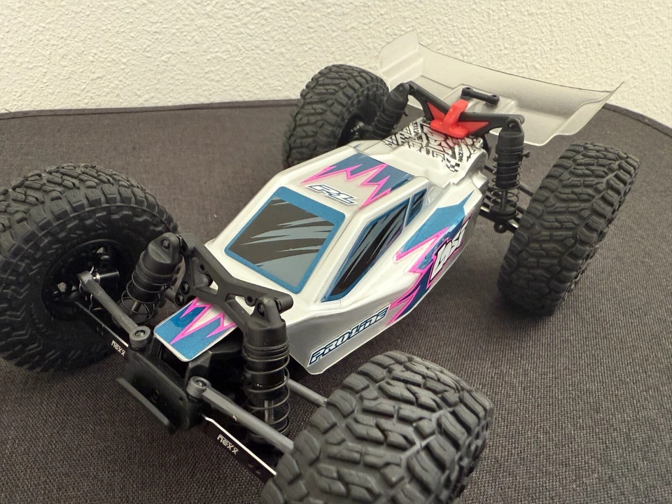 Losi Micro B Body Clip, holder, fastener, 5 pack, 3D Printed PETG *RED* - Image 1 of 2