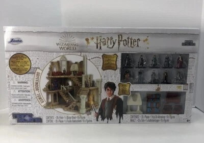 NUEVO Harry Potter Nano MetalFigs Value Pack Torre Gryffindor Exhibición y 10 Figuras Foto 1 de 4