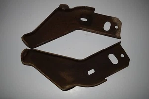 1963-1964 OEM FORD GALAXIE LEFT & RIGHT SIDE FRONT BUMPER BRACKETS - Foto 1 di 14