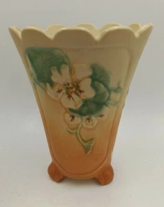 Weller Pottery Panella alta 7,75" piano arruffato  - Foto 1 di 12