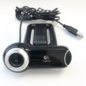 Genuine Logitech V-UBM46 USB Webcam Pro 9000 2MP - Picture 1 of 7