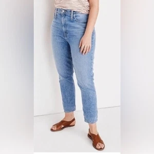 Madewell The Momjean in Melva Wash Women's size 29 The Mom Jean - Picture 1 of 11