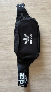 Adidas Umhängetasche, Gürteltasche, Crossbody Tasche, Bauchtasche, Schwarz - Bild 1 von 4