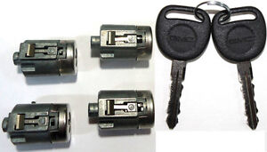 GMC Savana Van 96-00 OEM Set of 4 Door Lock Cylinders Keyed Alike 2 Keys 702673