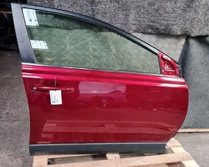 Toyota Rav4 2015-2018 Complete Door Front Right RED 3T3 - Picture 1 of 5