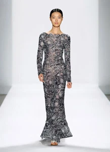 SZ 6 Tadashi Shoji Rose Motif Embroidered Tulle Gown Dress Runway $698 NWT - Picture 1 of 4