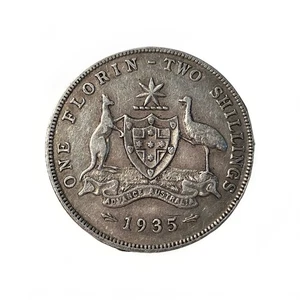 1935 Australia One Florin Two Shilling George V Scarce Silver Coin - Picture 1 of 2