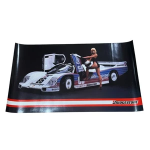 Poster auto da corsa vintage Bridgestone Porsche 962 pinup ragazza anni 80 decorazione garage - Foto 1 di 6