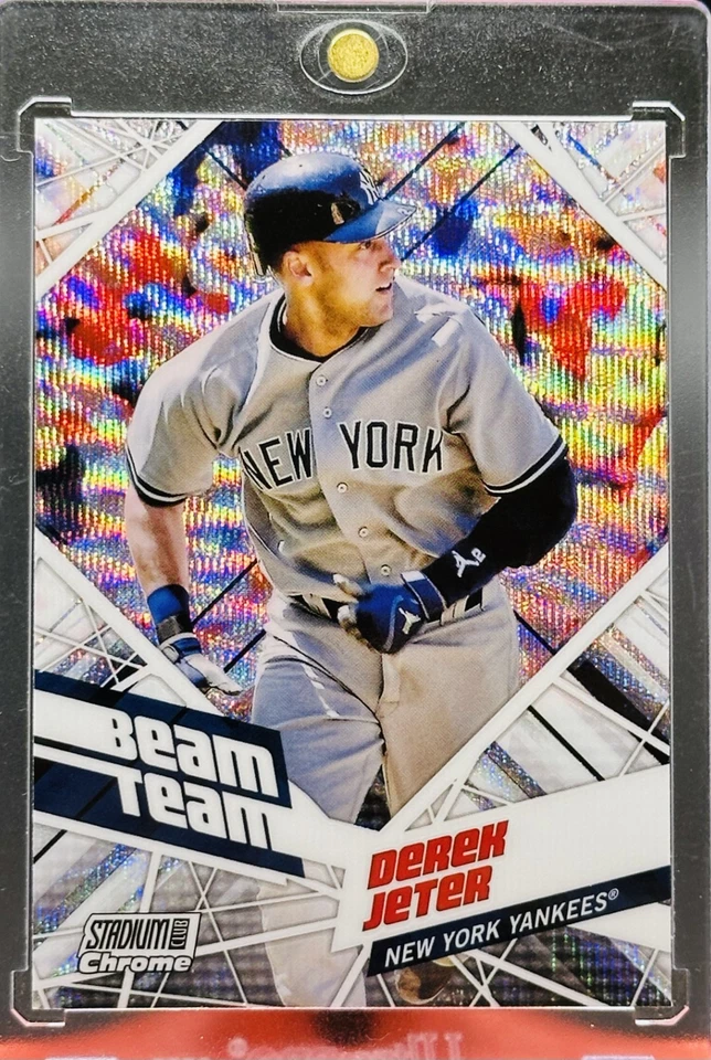 Derek Jeter Beam Team White Wave Refractor SP 2021 Topps Stadium Club Chrome - Image 1 of 2