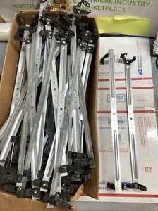 45 Stück Eaton B-Line Bg812-S18 Box und Rohraufhänger ED4U 4051 - Bild 1 von 6