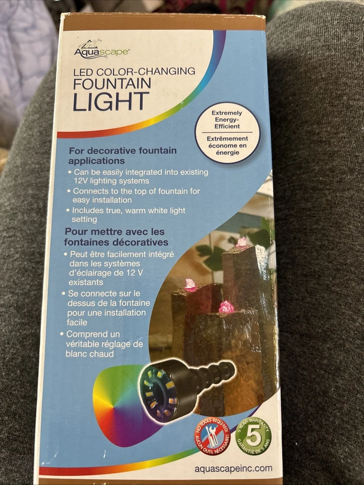 Fuente de luz LED cambiante de color Aquascape Foto 1 de 4