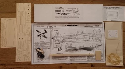 FROG WIDGEON Senior Series kit, 18" wingspan, rubber powered free flight, NIB. - Image 1 of 3