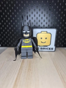 3D Printed - 9 in - DC BATMAN Figurine - Picture 1 of 2