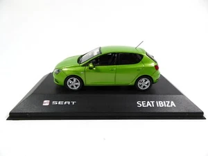 Seat Ibiza Light Green 1:43 - Minichamps Diecast Dealer Model Car SE15 - Picture 1 of 5