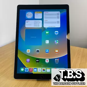 Apple iPad Pro 12.9" 1st Gen 128GB, Space Grey, Wi-Fi + Cellular - Poor battery - Picture 1 of 9