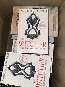 The Time of Contempt (The Witcher, 4) Paperback –2022 by Andrzej Sapkowski - Imagen 1 de 2
