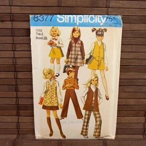Pantalones chaleco jersey vintage años 60 niñas 6 patrón de costura Simplicity 8377 - Imagen 1 de 7