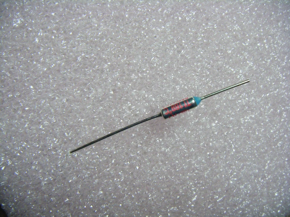 FUSIBLE THERMIQUE 250V 10A 150°C  - Photo 1/1