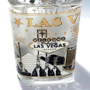 Vidrio de tiro de colección cuadrado Las Vegas Nevada 2 3/8" de alto - Imagen 1 de 6