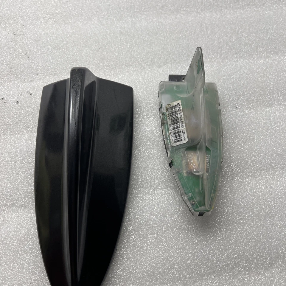 BMW 325i E90 2006 techo aleta de tiburón antena con módulo OEM Foto 1 de 4