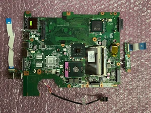Compaq Presario CQ61 Motherboard 577997-001 With T3000 1.8GHZ & Other Parts - Picture 1 of 1