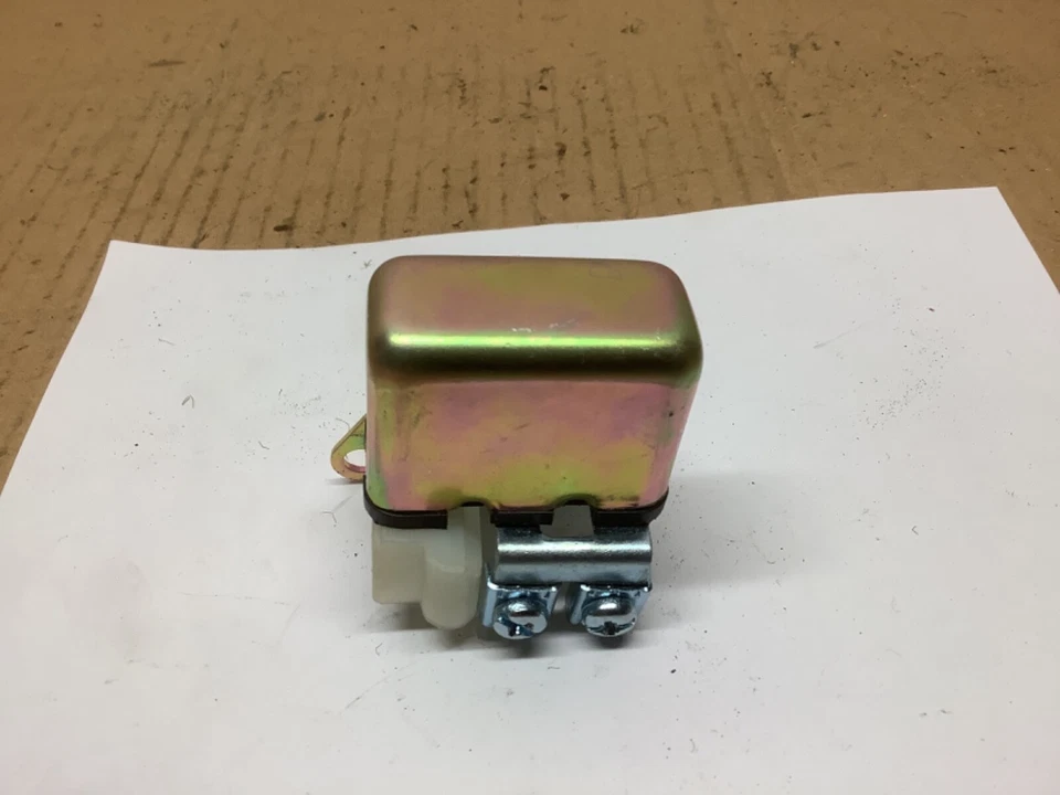 Relé de bocina Chevy Corvette Camaro Chevelle Impala Malibu 1957-1971 nuevo de stock Foto 1 de 3