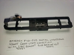 F7A F7B Athearn 42005 Ho Scale metal Underframe Light bracket bulb retainer clip - Picture 1 of 8