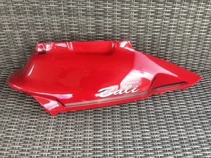 Seitenverkleidung Honda Bali SJ50 in Farbe rot  rechte Seite - Bild 1 von 2