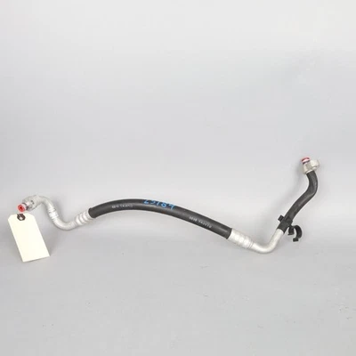 Manguera de aire acondicionado Porsche Cayenne 2011-2018 3,6 manguera de descarga de refrigerante OEM usada Foto 1 de 4