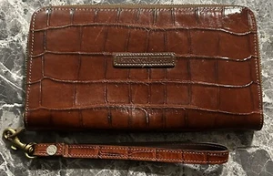 Dooney & Bourke CROC ALL AROUND ZIPPER WRISTLET WALLET - Picture 1 of 12