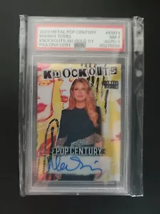 Marisa Tomei 2023 Blattmetall Pop Century Gold Knockouts #1/1 PSA 7 9 Autogramm - Bild 1 von 4