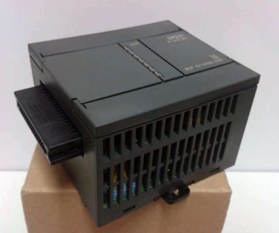 Siemens EM231 6ES7 231-0HC00-0XA0 #BCQ  GY - Image 1 of 1