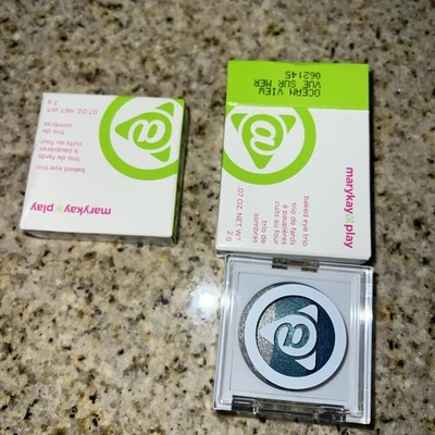 Mary Kay At Play Baked Eye Trio Ocean View 062145 Eyeshadow Blue NEW NIB - Image 1 of 2