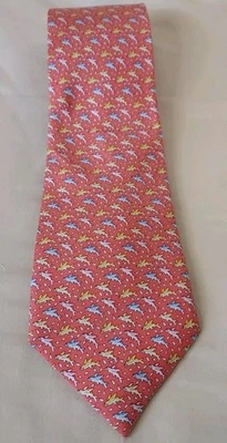 Corbata de cuello de seda para hombre Vineyard Vines coral pez volador hecha en EE. UU.  Foto 1 de 4