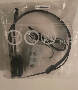 Original Microsoft Xbox One OEM X19-09466-01 Wired Headphones Sealed New - Picture 1 of 4