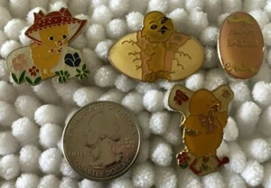Lote de 4 prendedores de Pascua pinbacks huevo pollitos feliz Pascua #34389 - Imagen 1 de 3