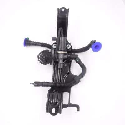 Válvula de purga de bote de vapor de combustible OEM Toyota solenoide/soporte 2008 Lexus RX400H Foto 1 de 3