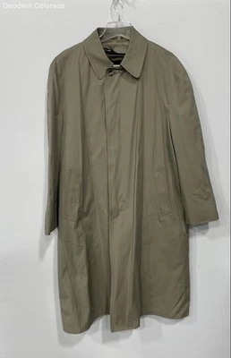 London Fog Classic Fit Iconic Belted Trench Raincoat - Size 42 - Image 1 of 4