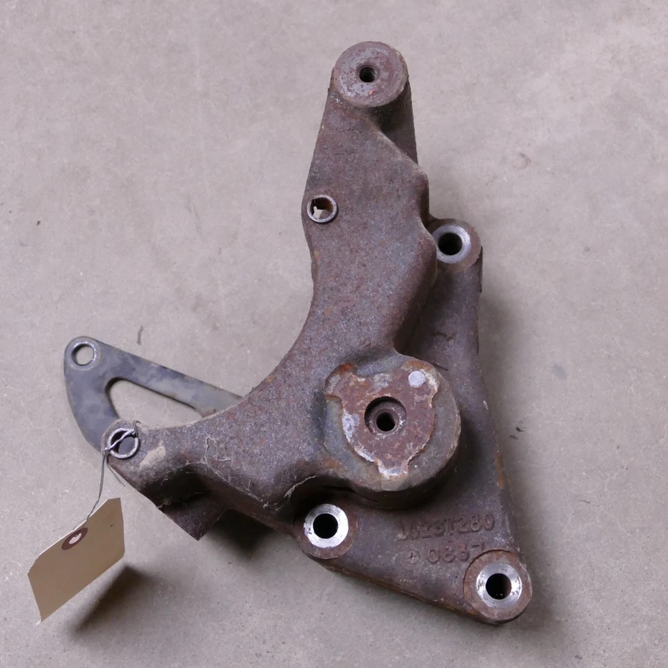 1996-2000 Chevy GMC C/K 2500 3500 7.4 454 Alternator Bracket 10237280 OEM 78946 - Image 1 of 4