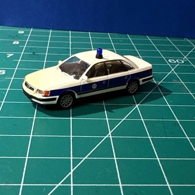 Vehículo Audi THW alemán escala 1:87 Rietze HO Foto 1 de 4