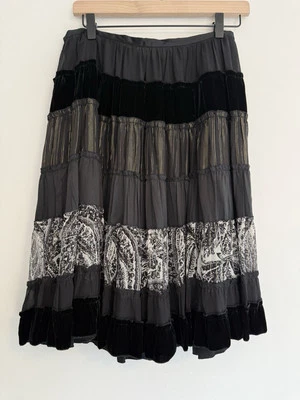 BCBG MaxAzria Falda Mujer 2 Falda Negra Capricho En Niveles Romántico XS Gótico Foto 1 de 4