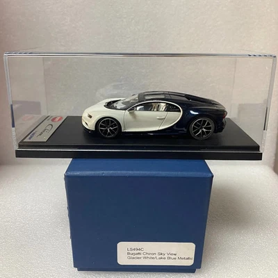 BUGATTI CHIRON SKYVIEW GLACIER WHITE/LAKE BLUE MET. #Looksmart 1/43 #LS494C - Image 1 of 4