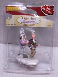 RETRO 2005 LEMAX "A SISTER'S MISCHIEF" ACCESSOIRE - Bild 1 von 11