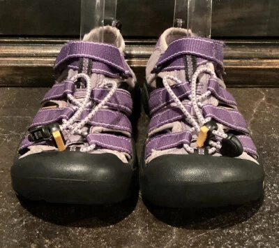 Sandalias de senderismo impermeables Keen para niños talla 3 zapatos morados Foto 1 de 4
