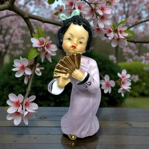 Vintage tanzende Geisha Mädchen mit Fächer Figur 50er 60er 5,5 cm groß asiatische Deko - Bild 1 von 7